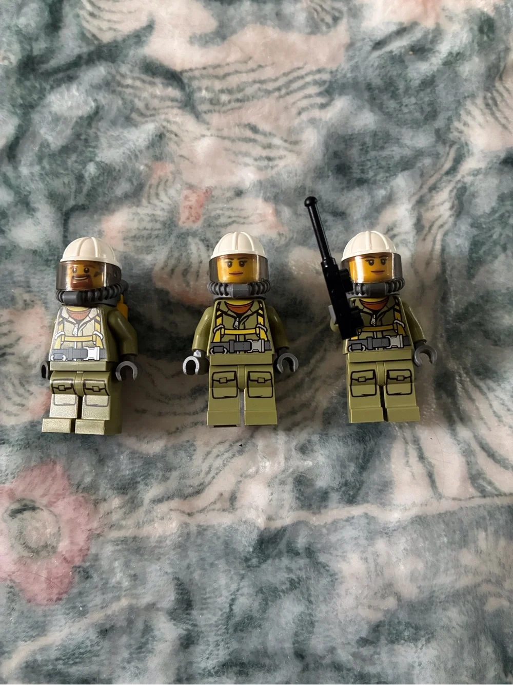 Lego city fire fighter minifigure